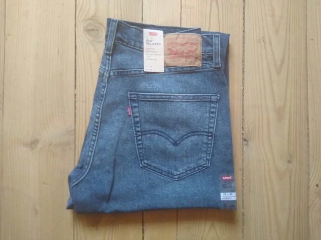 Джинсы Levis 550 0064